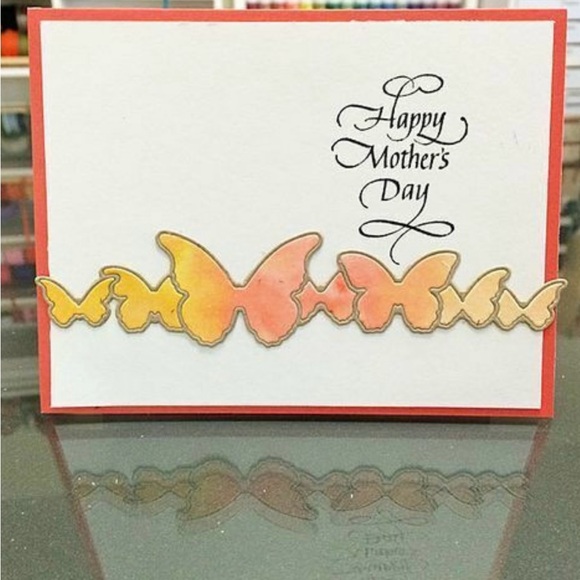 Memory Box Blissful butterfly border die 5.5 x 1.3 inches - Picture 4 of 9